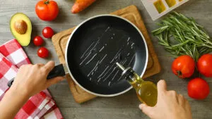 Se puede cocinar con el aceite de oliva virgen extra