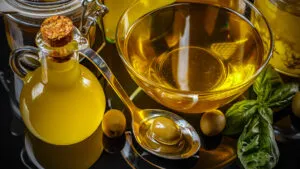 Por qué el aceite de oliva cambia de color