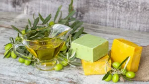 Qué hacer con el aceite de oliva vencido